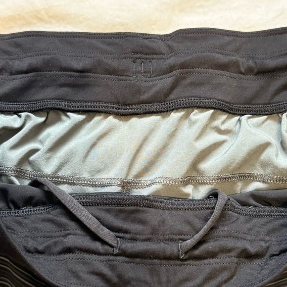 Lululemon Pace Breaker Short 9” Men’s M – Less Space Black Dark Slate Athletic - Picture 6 of 10